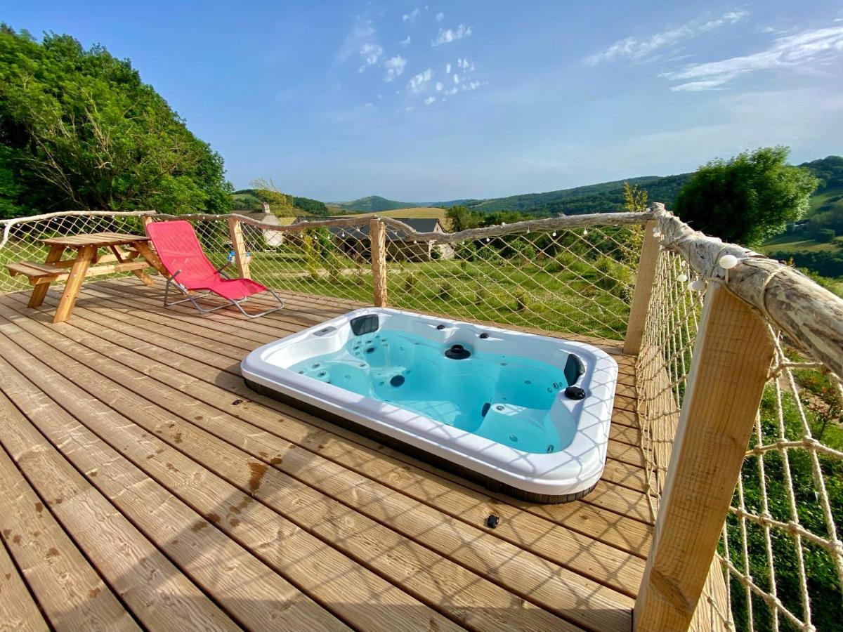 Yourte 2-4 Personnes Avec Spa Saint-Laurent-de-Lévézou Exteriér fotografie